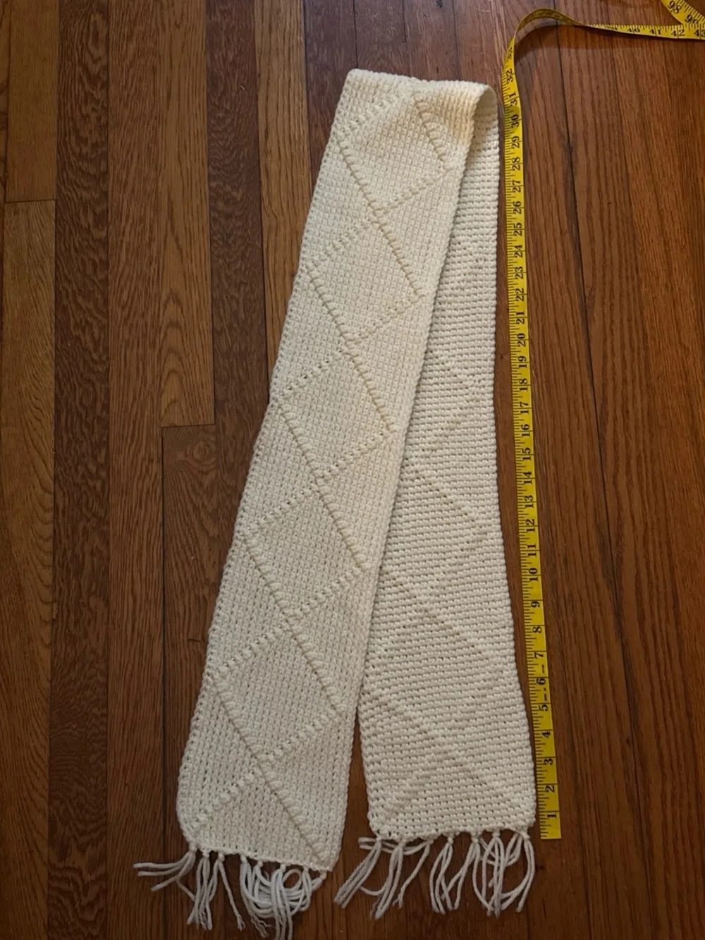 Vintage Hand-Knit Cream Scarf - Diamond Stitch Pattern with Fringe
